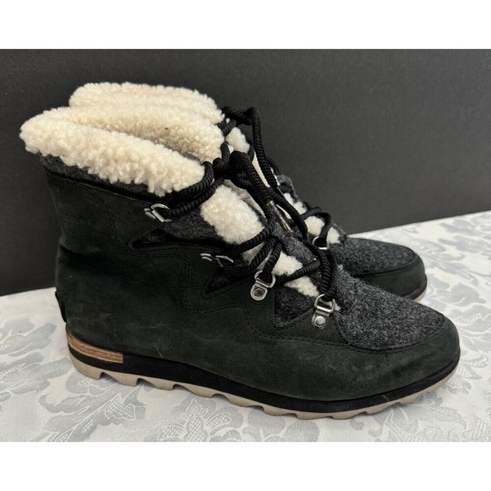 Sorel Size 9‎ Sneakchic Alpine Holiday Shearling Waterproof Cold Weather Boots
